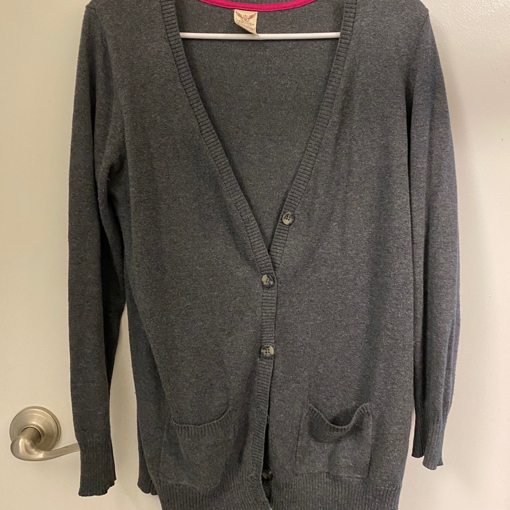 2 pocket cardigan
